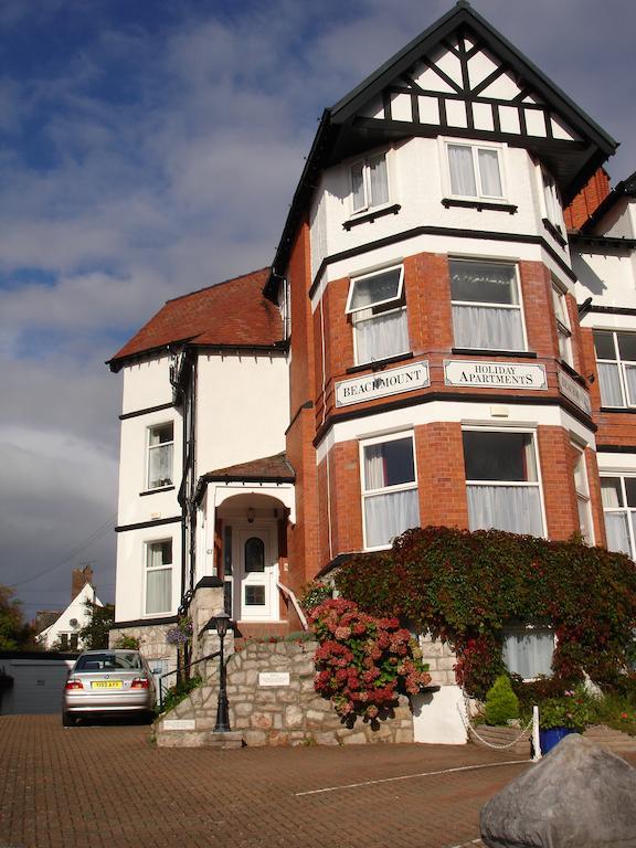 Beachmount Holiday Apartments Rhôs-on-Sea Exteriör bild